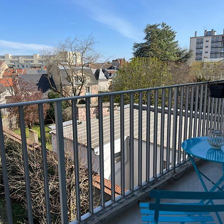 Appartement Centre Reims Cathédrale avec balcon Extérieur photo